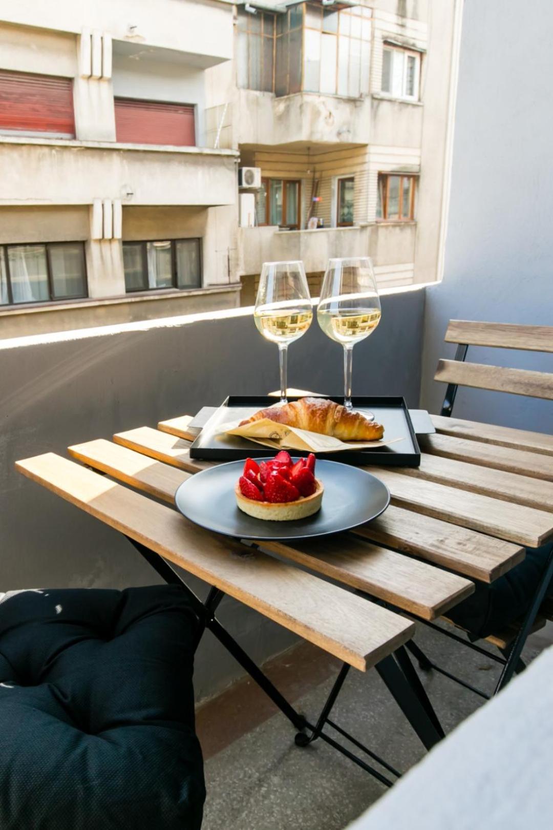 Heart Of The City - Cozy Apartments In Prime Location Bucureşti Phòng bức ảnh